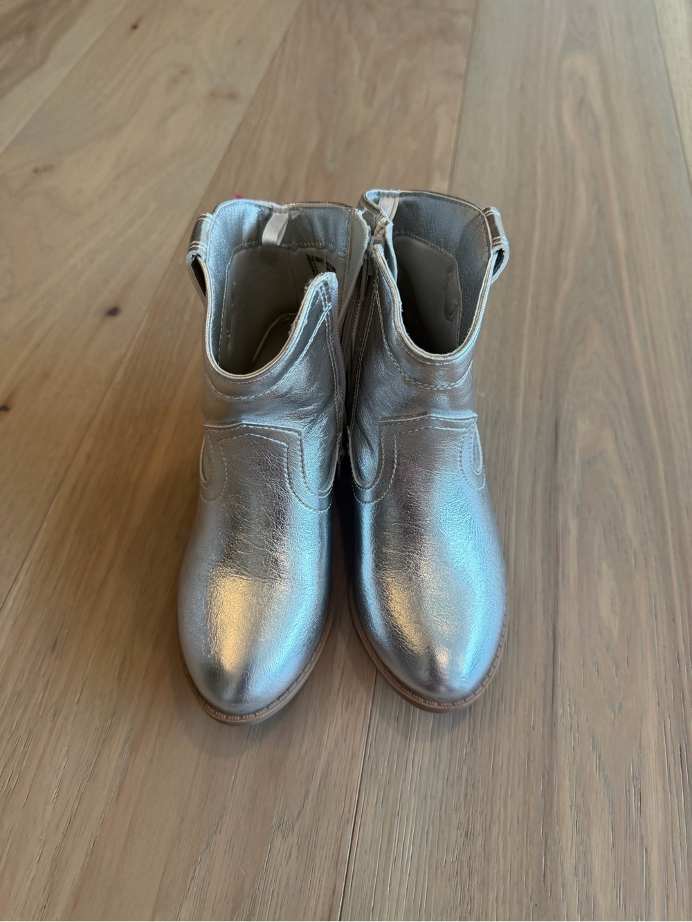 Old Navy Metallic Silver Girls Ankle Boots